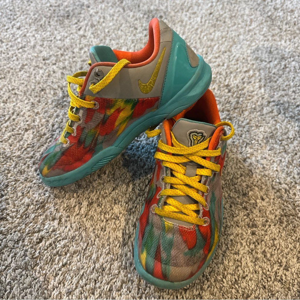 Nike Multicolor Kids Sneakers with Yellow Laces